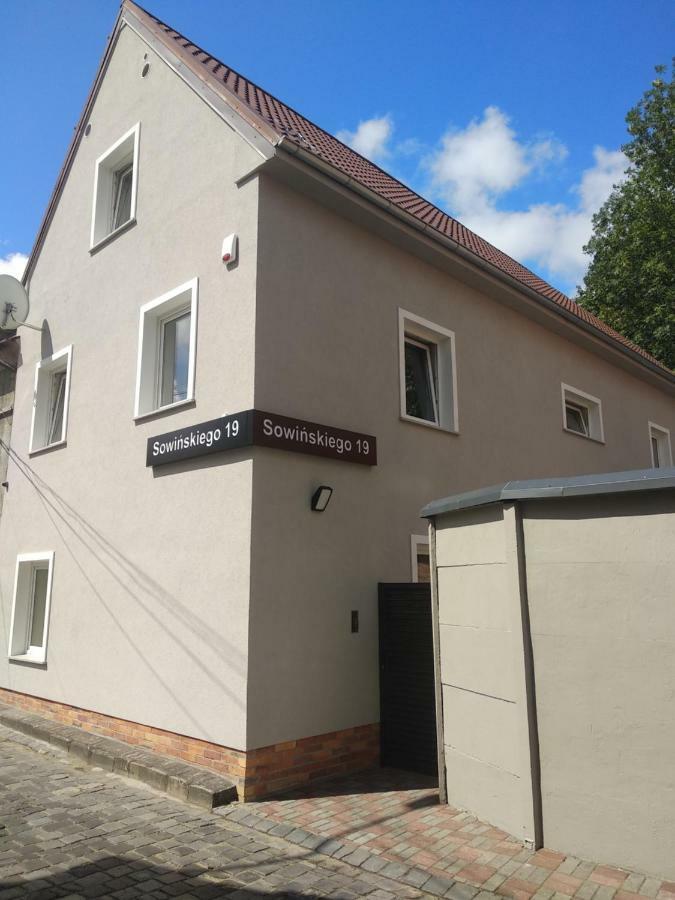 Apartamenty Centrum Park Sowinskiego 19 Zielona Góra Dış mekan fotoğraf