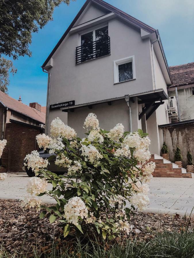 Apartamenty Centrum Park Sowinskiego 19 Zielona Góra Dış mekan fotoğraf